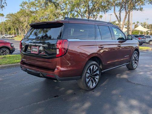 Bronze Fire Metallic Tinted Clearcoat 2027 Ford Expedition Platinum