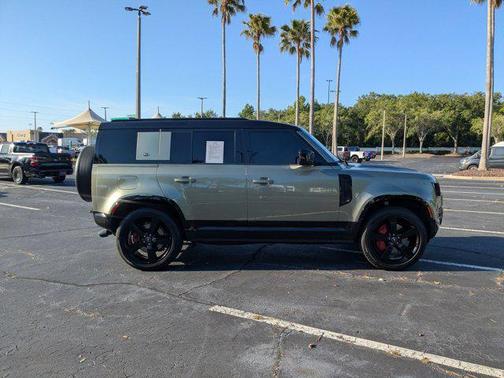 Pangea Green Metallic 2022 Land Rover Defender 110 X-Dynamic HSE