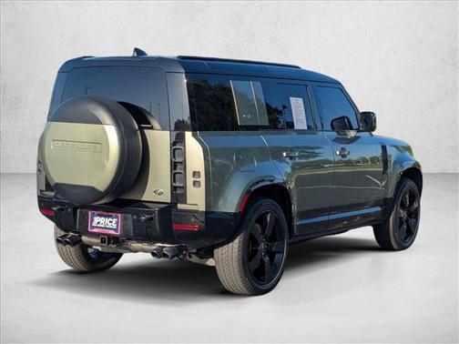 Pangea Green Metallic 2022 Land Rover Defender 110 X-Dynamic HSE