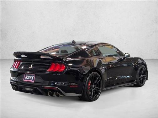 2021 Ford Shelby GT500 Base