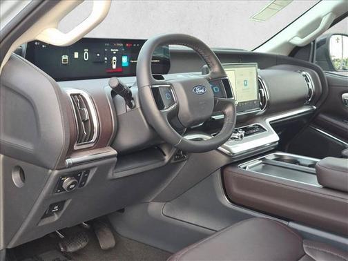 Glacier Gray Metallic Tri-Coat 2026 Ford Expedition Max Platinum