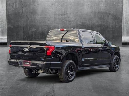 2025 Ford F-150 Lightning XLT
