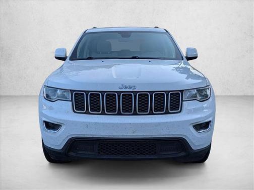 Bright White Clearcoat 2019 Jeep Grand Cherokee Laredo