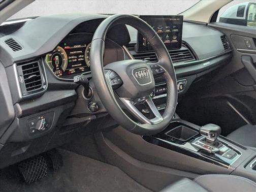 2022 Audi Q5 55 S line Premium