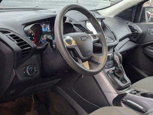 Magnetic 2016 Ford Escape SE