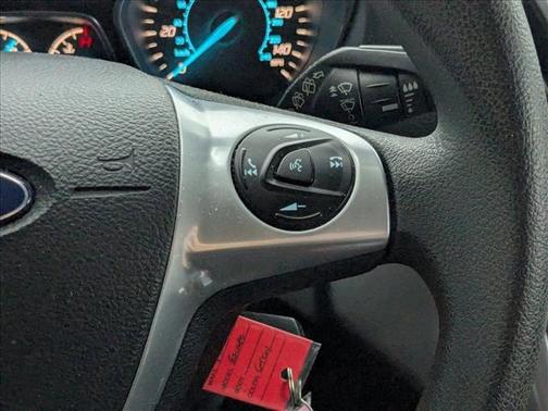 Magnetic 2016 Ford Escape SE