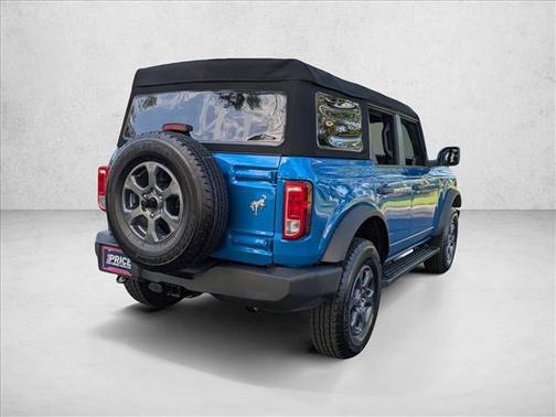 Velocity Blue Metallic 2024 Ford Bronco Big Bend