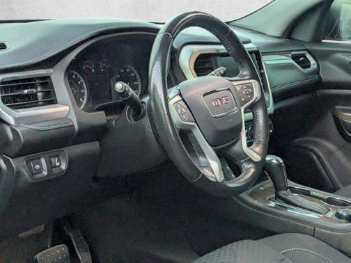 Dark Sky Metallic 2019 GMC Acadia SLE-2