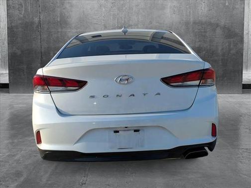 2018 Hyundai SONATA SEL