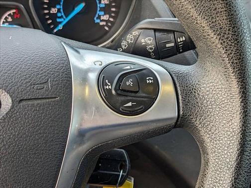 2016 Ford Escape S