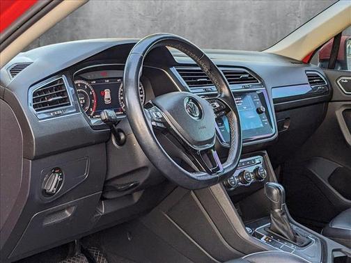 2018 Volkswagen Tiguan 2.0T SEL