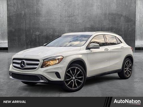 2017 Mercedes-Benz GLA 250 Base