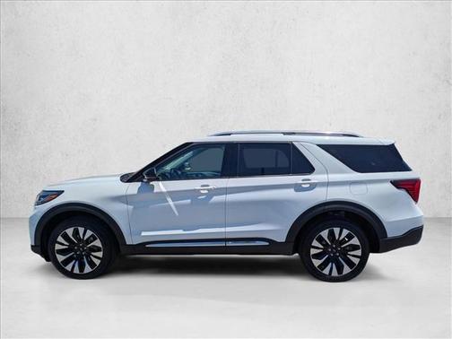 Star White Metallic Tri-Coat 2026 Ford Explorer Platinum