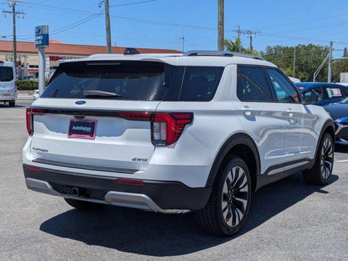 Star White Metallic Tri-Coat 2026 Ford Explorer Platinum