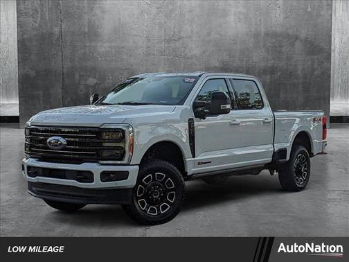 2025 Ford F-250 Platinum