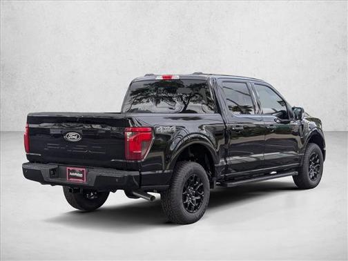 Agate Black Metallic 2026 Ford F-150 XLT
