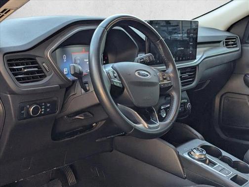 Oxford White 2023 Ford Escape Active