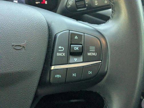 Oxford White 2023 Ford Escape Active