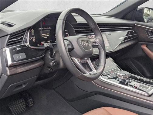 Orca Black Metallic 2021 Audi Q8 55 Premium Plus