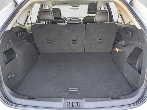 Oxford White 2023 Ford Edge SEL