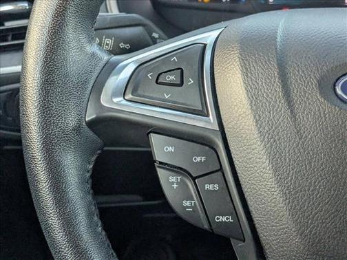 Oxford White 2023 Ford Edge SEL