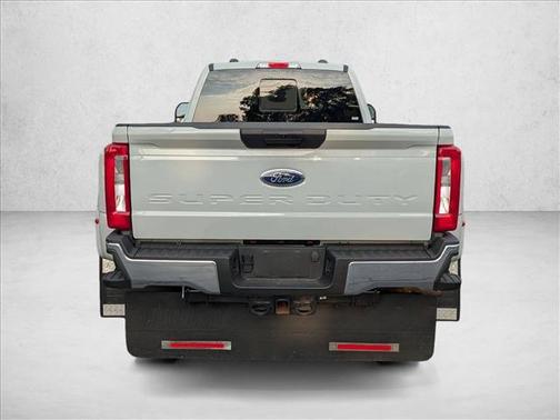 Avalanche 2025 Ford F-350 XL