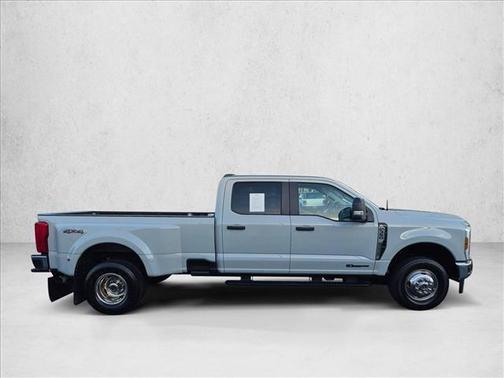 Avalanche 2025 Ford F-350 XL