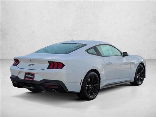 Oxford White 2026 Ford Mustang GT