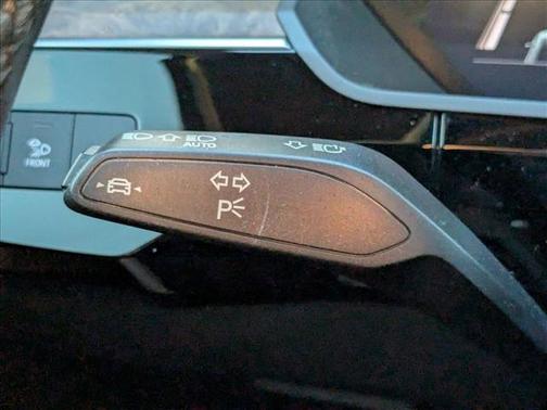 2022 Audi e-tron Premium