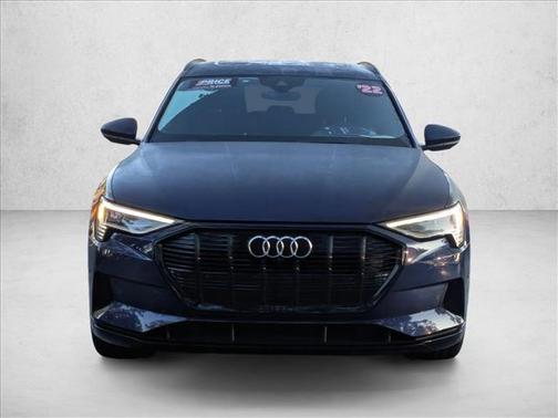 2022 Audi e-tron Premium