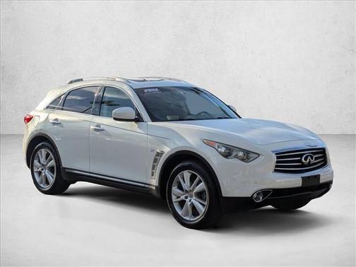 2015 INFINITI QX70 Base