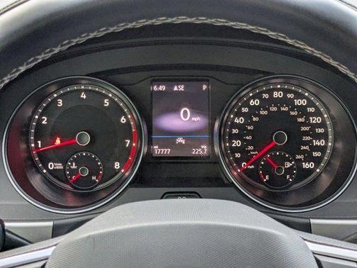 2021 Volkswagen Atlas Cross Sport 3.6L V6 SE w/Technology