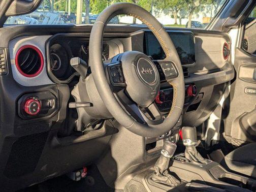 2024 Jeep Gladiator Sport S