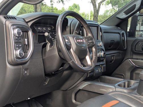 2022 GMC Sierra 2500 AT4