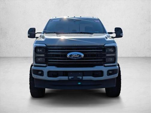 Avalanche 2025 Ford F-350 Platinum