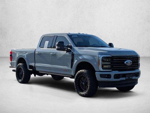 Avalanche 2025 Ford F-350 Platinum