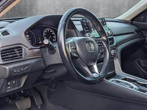 2019 Honda Accord Touring 2.0T