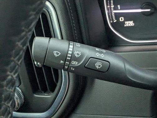 White Frost Tricoat 2022 GMC Sierra 2500 SLT