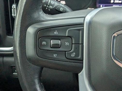 White Frost Tricoat 2022 GMC Sierra 2500 SLT