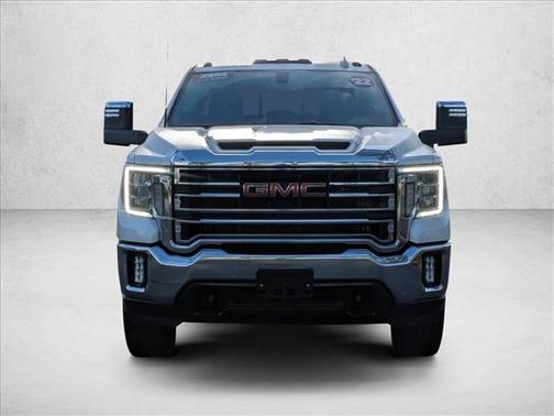 White Frost Tricoat 2022 GMC Sierra 2500 SLT