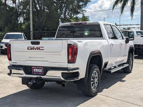 2022 GMC Sierra 2500 SLT