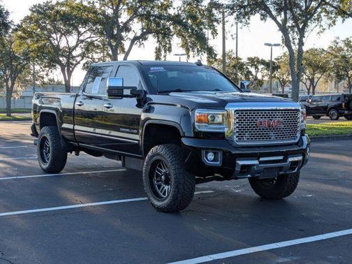 2016 GMC Sierra 2500 Denali
