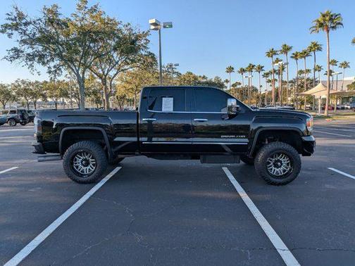 2016 GMC Sierra 2500 Denali