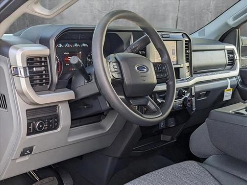 2025 Ford F-350 XLT