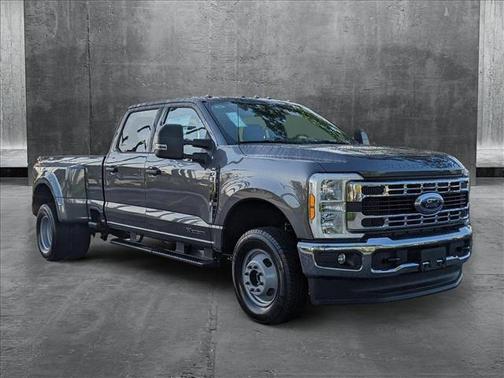 2025 Ford F-350 XLT