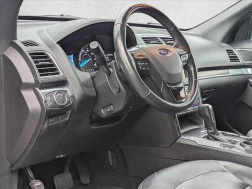 Blue Jeans Metallic 2017 Ford Explorer Limited