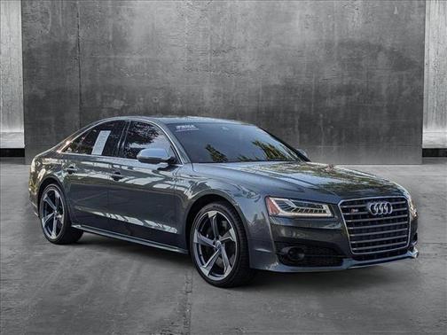 2015 Audi S8 4.0T