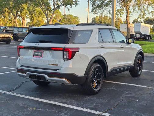 Avalanche Gray 2027 Ford Explorer Tremor