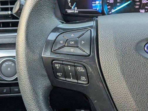 White Platinum Metallic Tri-Coat 2019 Ford Explorer Sport