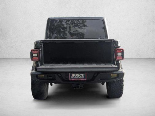 Black Clearcoat 2020 Jeep Gladiator Overland